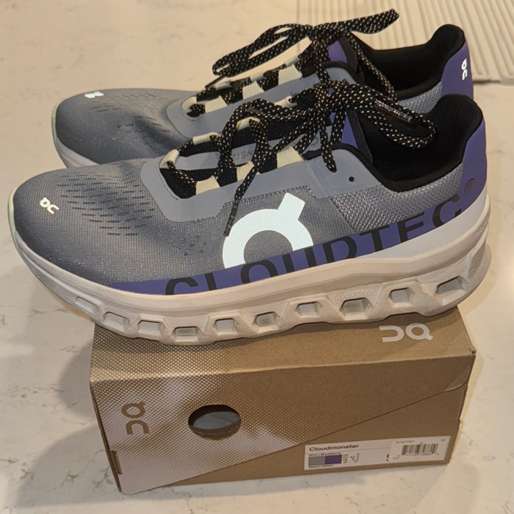 On Cloudmonster Running Shoes in Mist and Bluberry